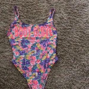 Body Glove swimsuit one piece high thigh